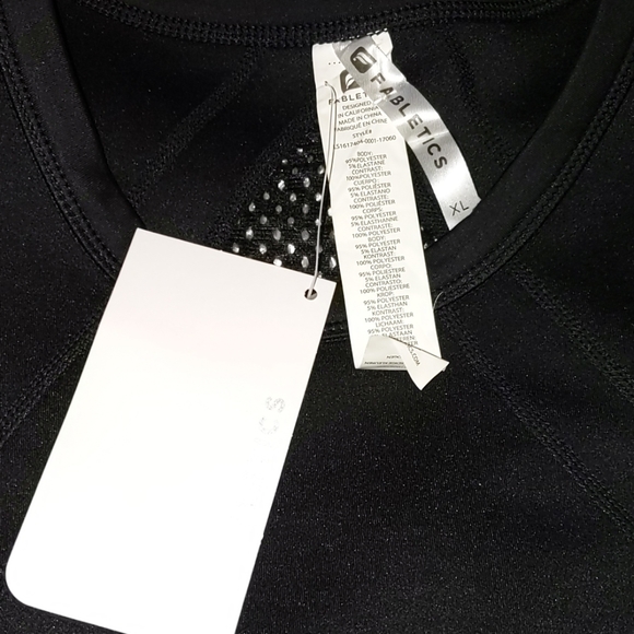 NWT!! FABLETICS  "RORY" WORKOUT TOPS - Picture 2 of 7